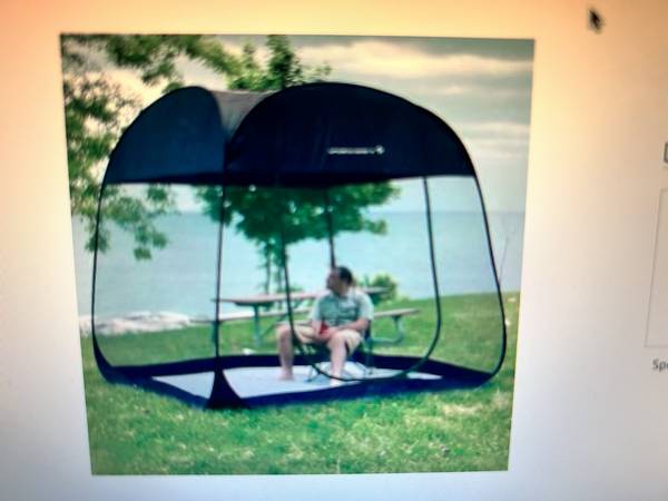 Photo Screened in pop up room tent shelter $45