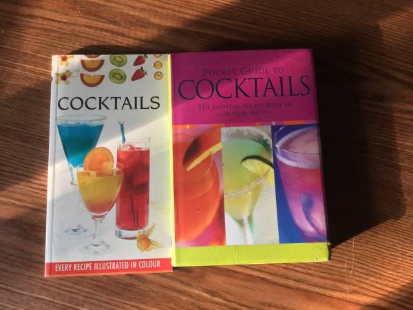 Books on how to make mixed drinks $10