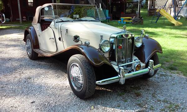 Photo antique car for sale - $7,900 (ritchie county)