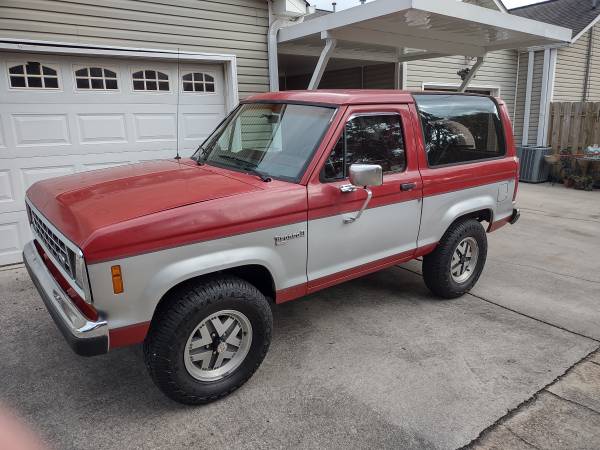 Photo 1987 Ford Bronco II 4WD XLT - $8,000 (Decatur)