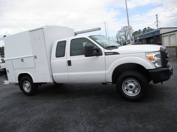 Photo 2013 Ford F-250 4x4 Extended Cab XL Utility Bed - $19,900 (Mid TN)