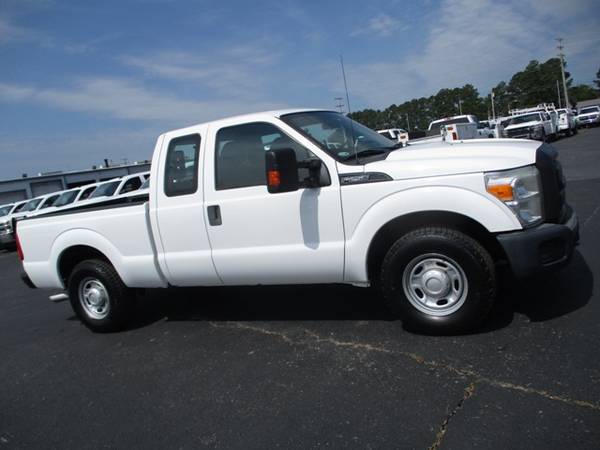 Photo 2014 Ford F250 XL Extended Cab 2wd Super Duty - $14,900 (Mid TN)