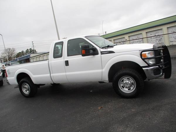 Photo 2015 Ford F250 XL Extended Cab 4wd Super Duty Long Bed - $19,900 (Mid TN)
