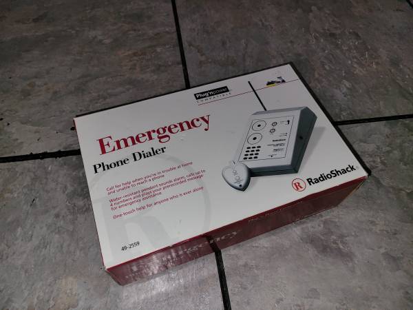 Photo Radio Shack 49-2559 Emergency Phone Dialer $20