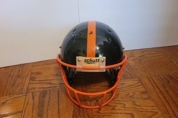 Photo Schutt DNA Recruit Riddell Black CR Helmet (M) $50