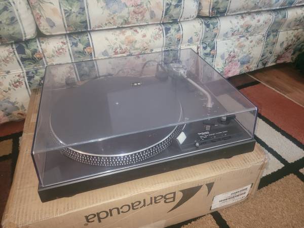 Photo Technics SL-1900 Direct Drive Turntable (Made in Japan) $300