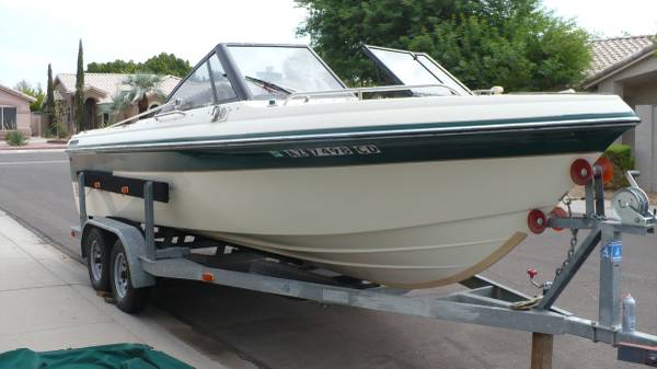 Photo 1998 Hydro Swift 2200 Classic Open Bow boat $12,000