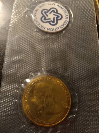 Photo 1972p bicentennial Sons of Liberty coin $5