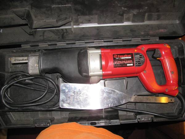 Photo Equalizer Express corded auto window removal tool $300
