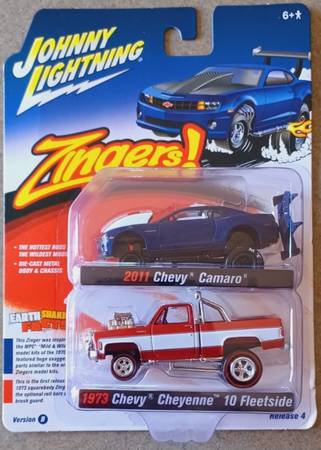 Photo FACTORY ERROR Johnny Lightning 73 Chevy Square Body and Camaro 2 Car $15
