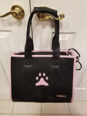 Photo LIKE NEW Luxury Portable Dog Cat Pet Satchel Breathable Travel Bag $25