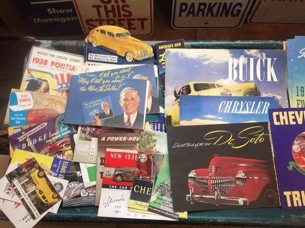 Photo Looking to buy vintage car  Truck literatureBrochures $3,000
