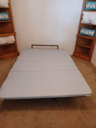 Photo Murphy Bed Frame (Full Size) $150