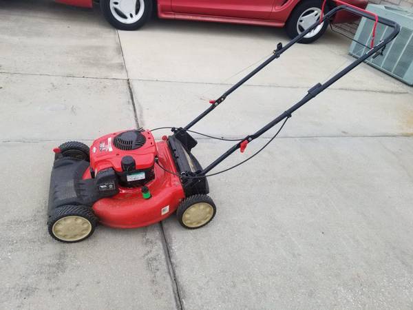 Troy Bilt TB200 150cc 625 Series Self-propelled Lawn Mowers $90 ...