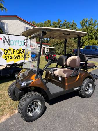 Photo Yamaha Gas Powered Golf Cart EFI. Year 2019 $9,650