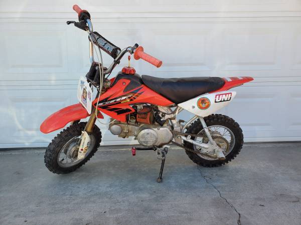 Photo 03 honda xr50r $1,400