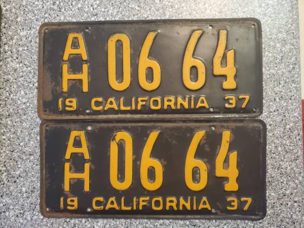 Photo 1937 California Commercial License Plates, DMV Clear $350