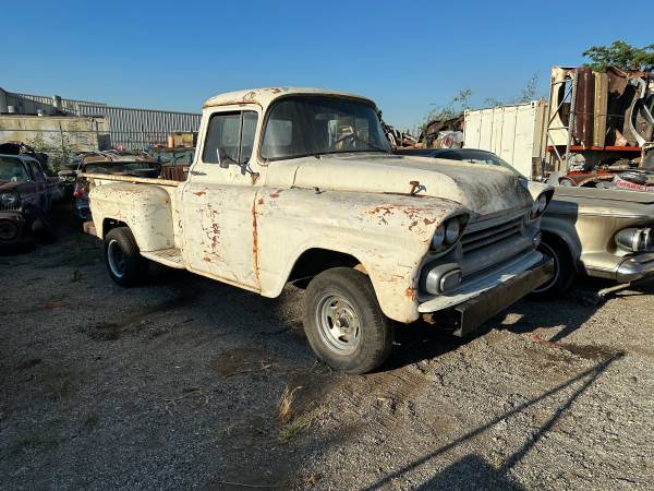 Photo 1958 CHEVY TRUCK CHEVROLET PICK UP $4,500