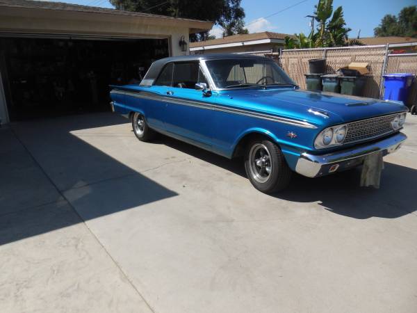 Photo 1963 FORD FAIRLANE - V8auto transdisc brakesruns  drives GREAT  $15,000