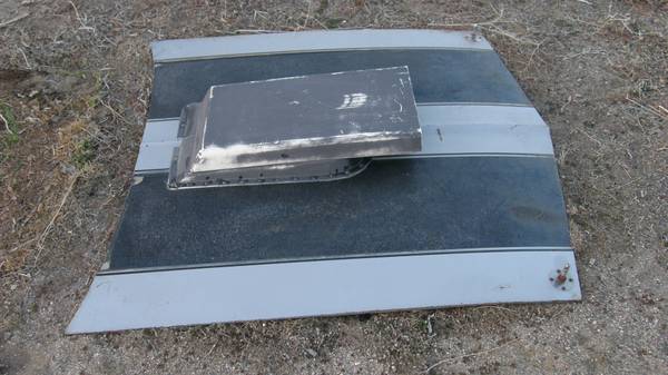 Photo 1967-69 CAMARO GM FACTORY FLAT HOOD WITH HOOD SCOOP $200