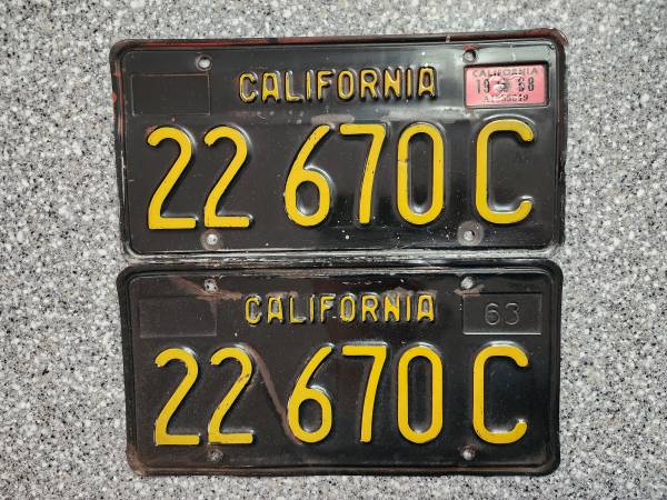 Photo 1968 California commercial license plates $200