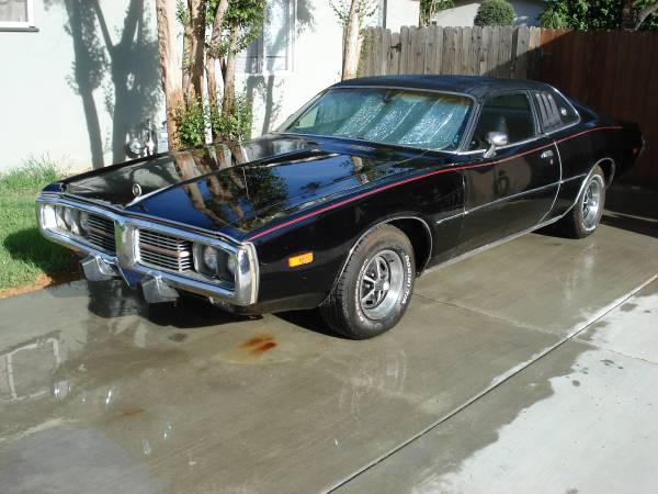 Photo 1973 Dodge Charger SE $18,000