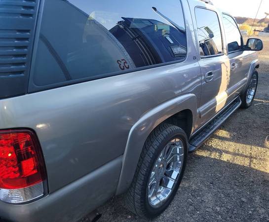 Photo 2000 Chevy Suburban $4500 OBO Motivated to Sell - $4,500 (EASTVALE)
