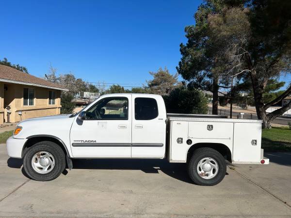 2006 Toyota Tundra Custom Utility Bed $10,500 | ZeMotor