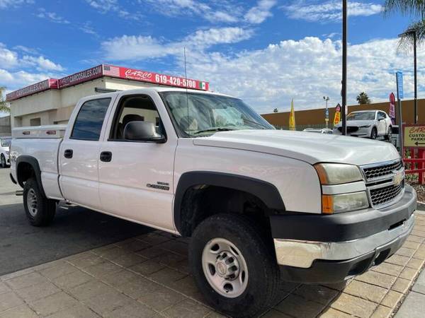Photo 2007 Chevrolet Silverado 2500HD Classic 1-OWNER CREW CAB 4X4 LBZ - $40,977 (NEW YEARS SALES EVENT)