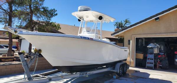 Photo 2011 TideWater Center Console Fishing Boat $33,500
