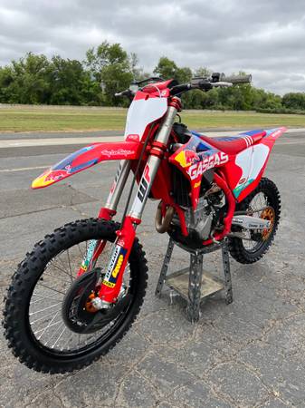 Photo 2022.5 gas gas 450 Red Bull edition $7,900
