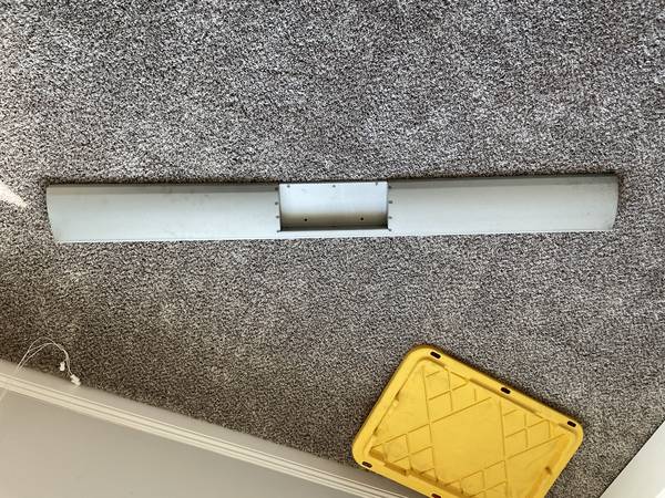 Photo 73-79 ford truck roll pan $75