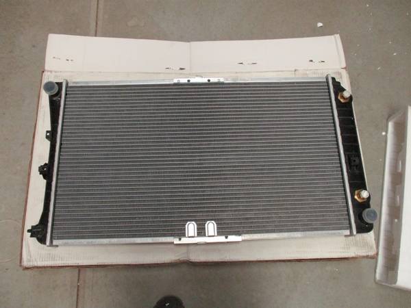 Photo 94-96 Chevy Impala SS Caprice Radiator NEW DPI 1516 $50