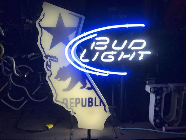 Photo Authentic Bud Light California neon beer sign $180
