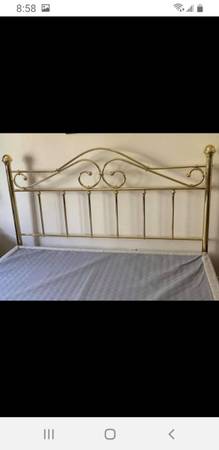 Photo Beautiful Brass Cal King Bed Frame Headboard  Metal Bed Frame Size Cal King $125