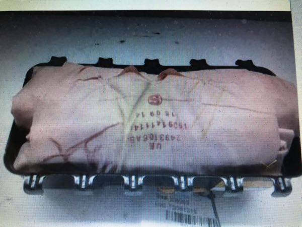 Photo Chrysler 200 passenger air bag 2015-17 $150