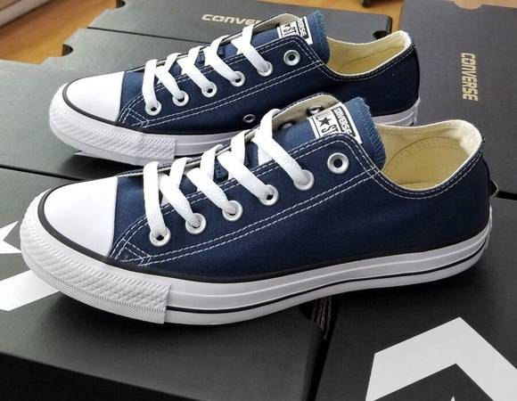 Photo Converse All Star Low top Navy Blue Size 10 mens $35