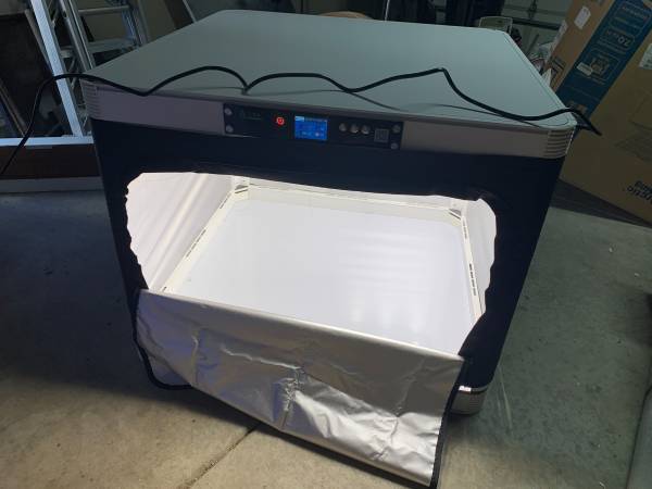 Photo Cool grow tent New in box $150