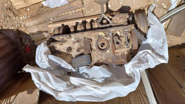 Photo Ford Pinto Hatch Hinges  2.0 block $50