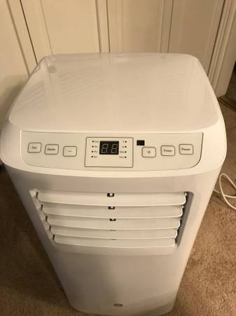 Photo GE Portable Air Conditioner $260