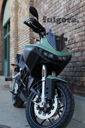 Photo GRAB THIS DEAL - 2023 Zero Motorcycles DSRX $16,990