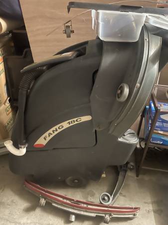 Photo Janitorial Cleaning Viper Fang 18C Walk Behind Electric Scrubber - 18 $200