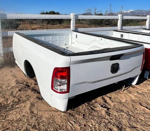 Photo NEW 2019-2024 Dodge Ram 2500 3500 Long Bed 8ft Complete $1,000