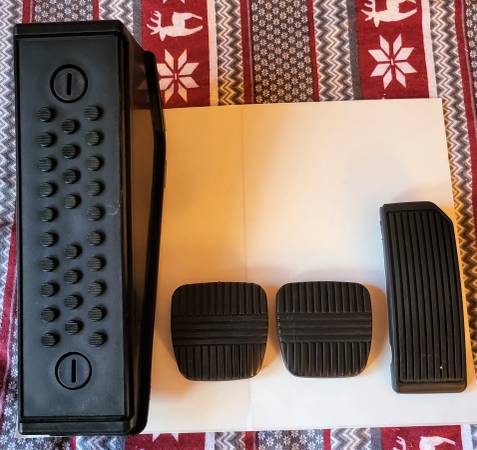 Photo Nissan 350Z OEM Brake, Clutch, Gas Pedals, Owners Manual $40