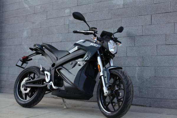 Photo STEAL OF A DEAL - 2023 Zero Motorcycles S $9,990