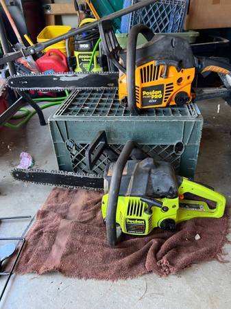 Photo gas chain saws and gas weed wacker $100