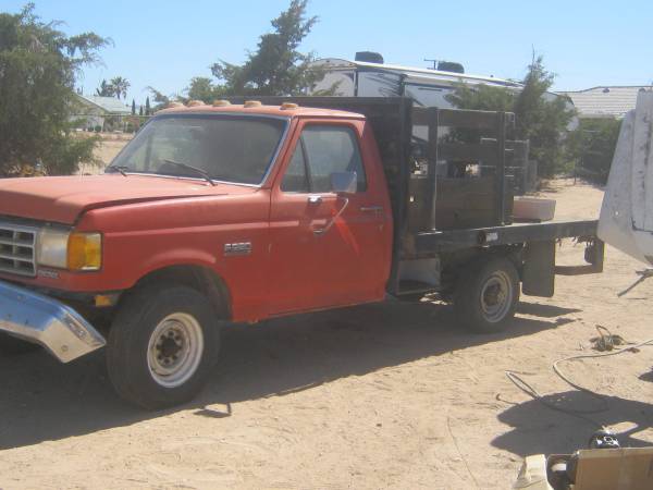 Photo parting out 1989 ford f350 7.3 diesel flatbed