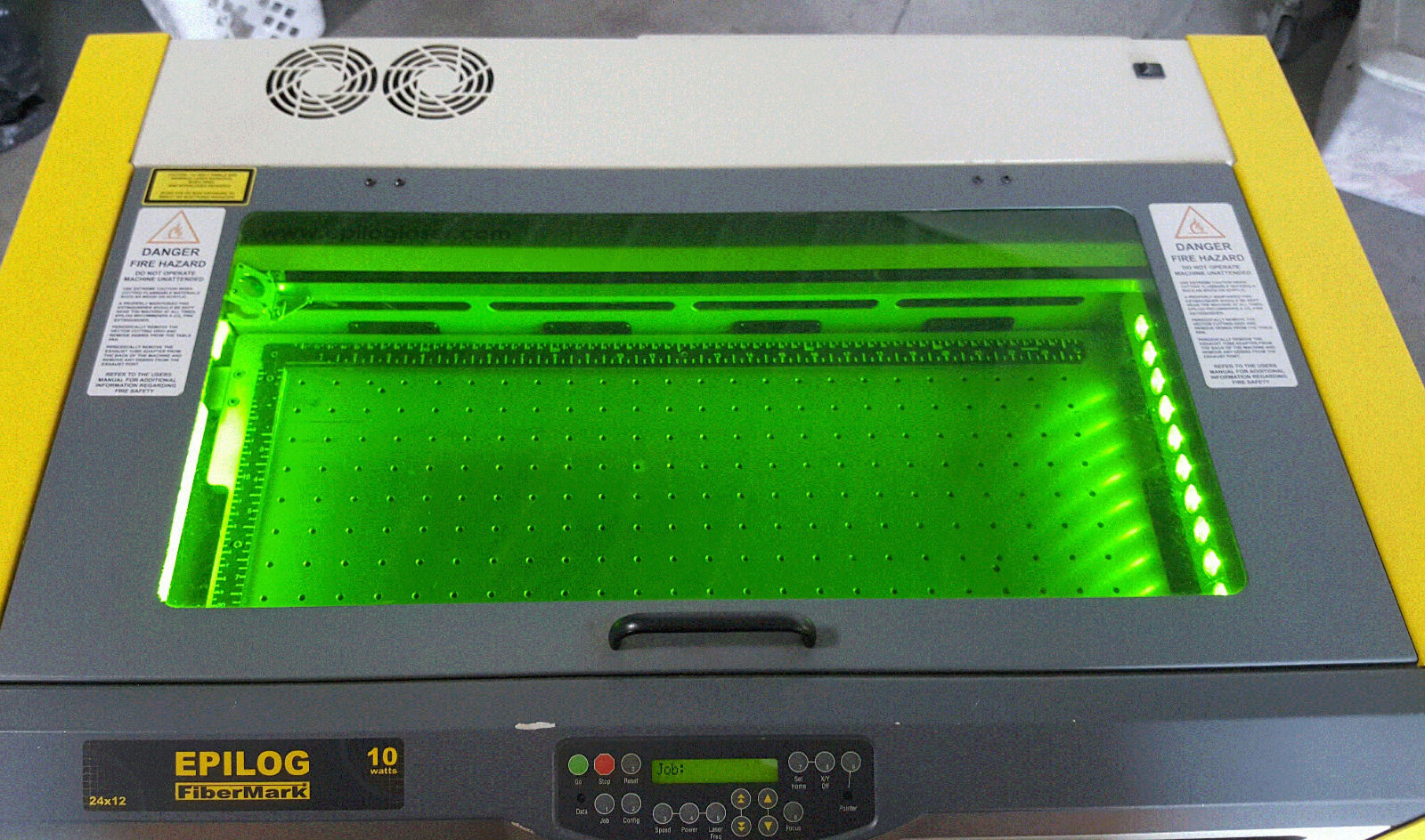 Photo Epilog FiberMark with 24x12 bed 10 watt laser