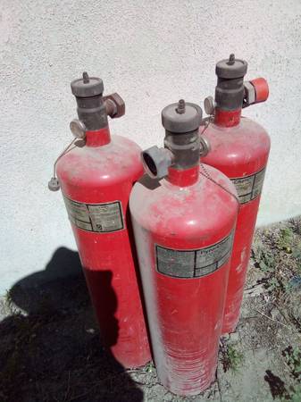 Photo spray booth fire extinguisher s $1,000