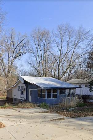 Off Market Rent Ready Vacant in Iowa City $129,000